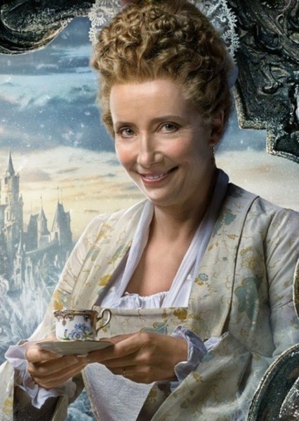 Mrs. Potts (Emma Thompson) photo
