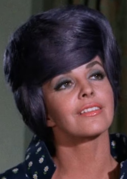 Myrna Fahey photo