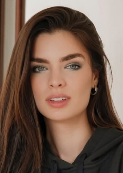 Nadia Ferreira photo
