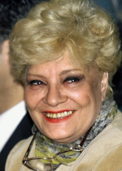 Nadia Lutfi photo