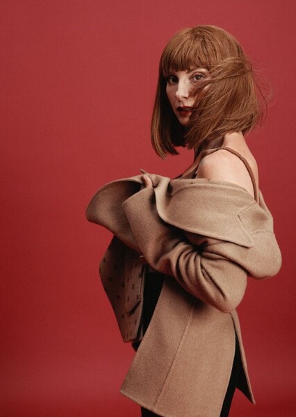 Najwa Nimri photo