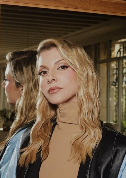 Najwa Nimri photo