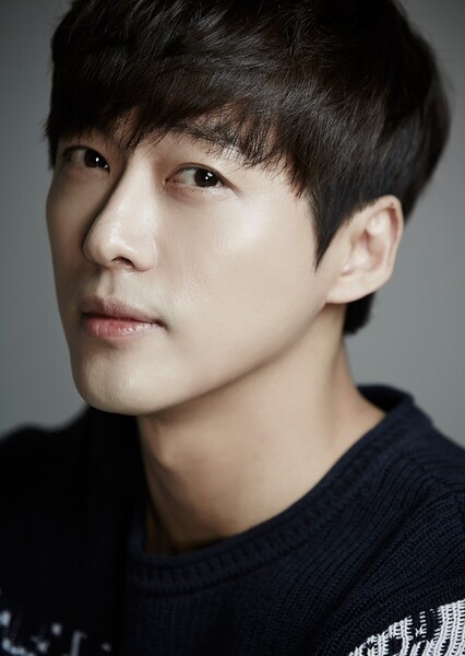 Namkoong Min photo