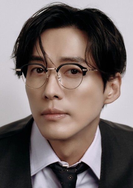 Namkoong Min photo