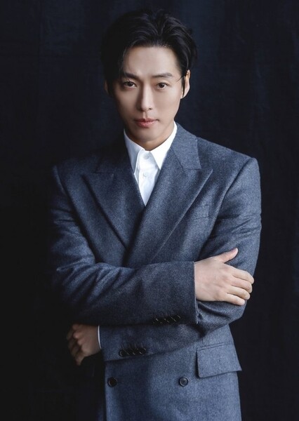 Namkoong Min photo