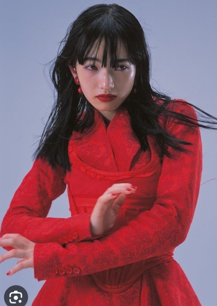 Nana Komatsu photo