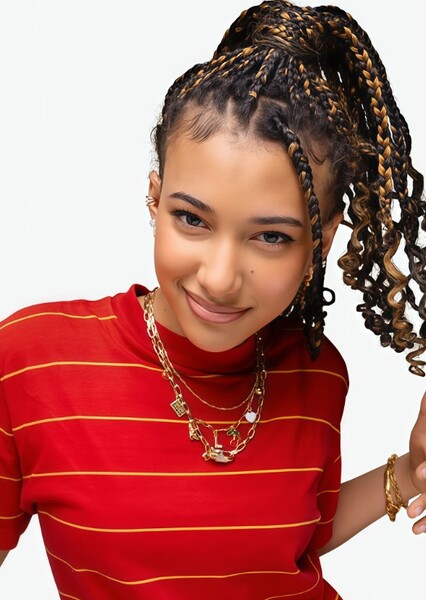 Nandi Bushell photo