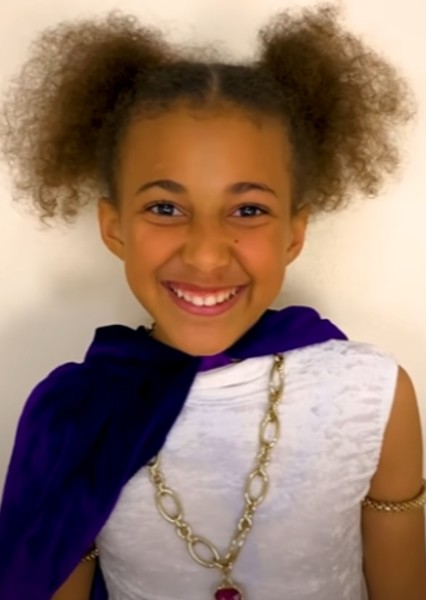Nandi Bushell photo