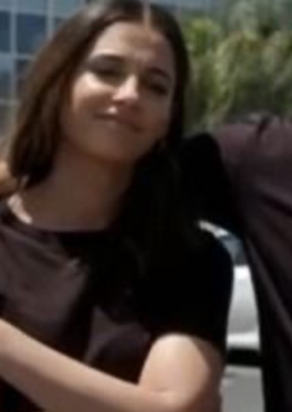 Naomi Scott photo