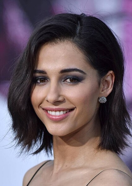 Naomi Scott photo
