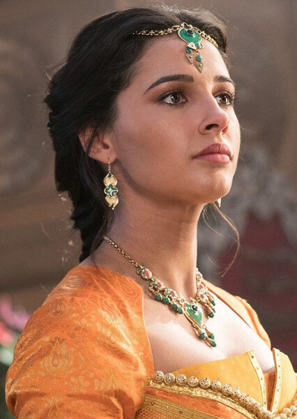 Naomi Scott