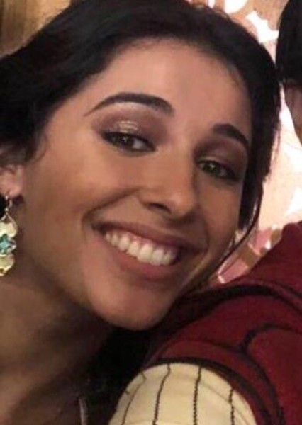 Naomi Scott photo