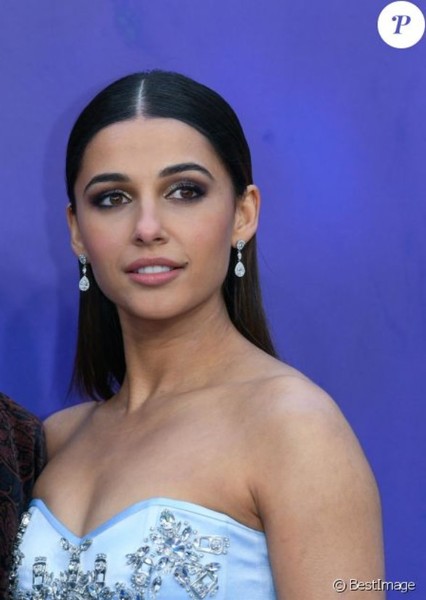 Naomi Scott photo