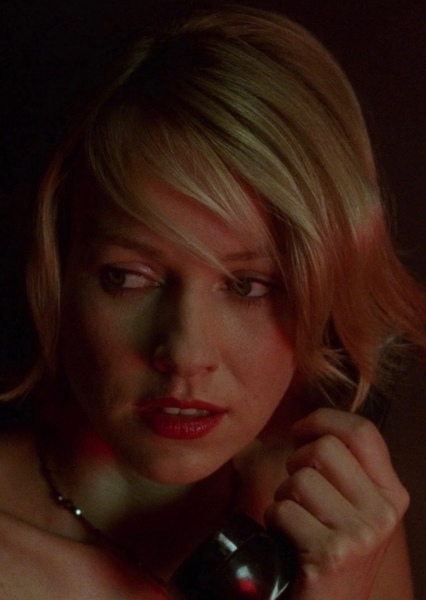 Naomi Watts photo