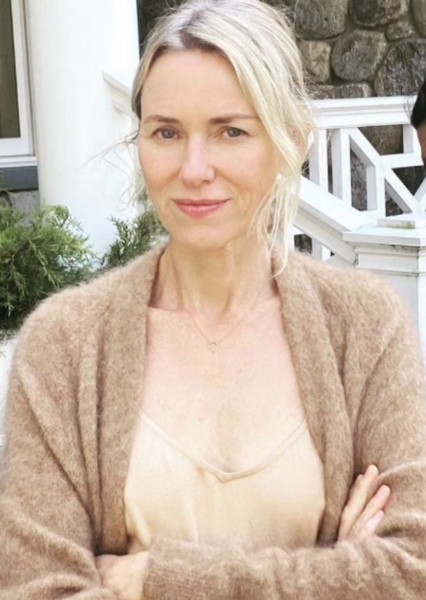 Naomi Watts photo