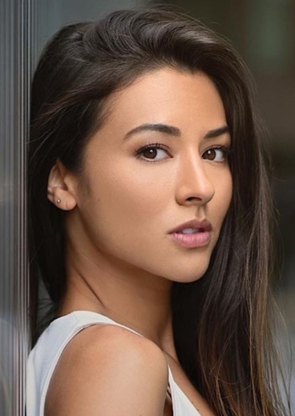 Naomi Willow