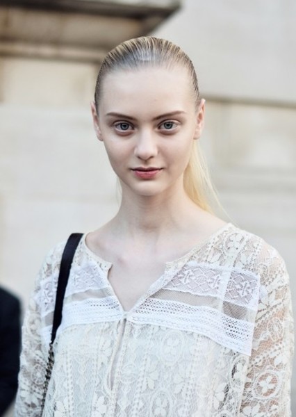 Nastya Kusakina photo