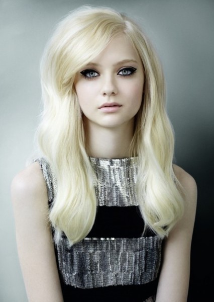 Nastya Kusakina photo