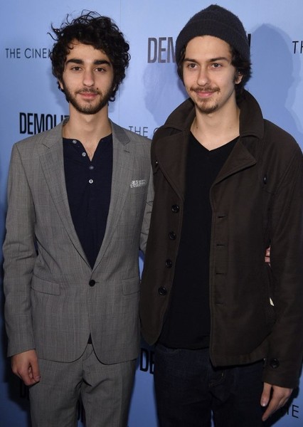 Nat and Alex Wolff photo