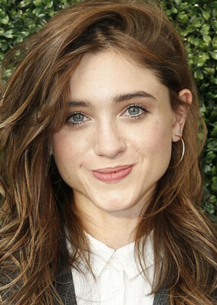 Natalia Dyer photo