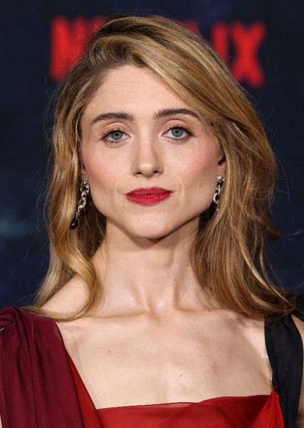 Natalia Dyer photo