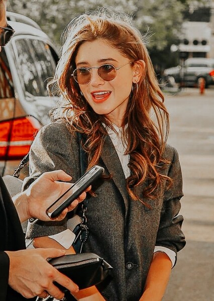 Natalia Dyer photo