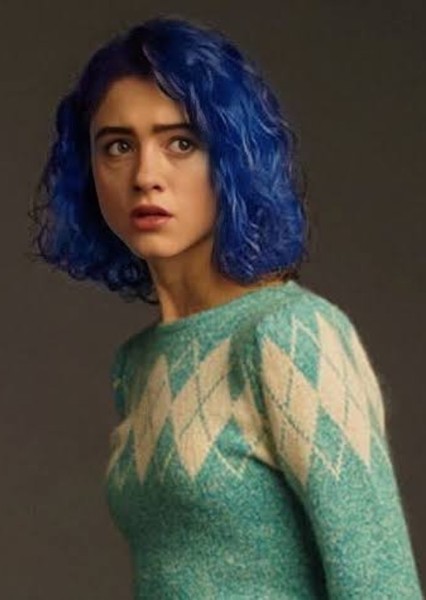 Natalia Dyer photo
