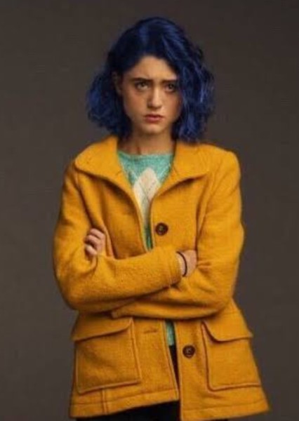 Natalia Dyer photo