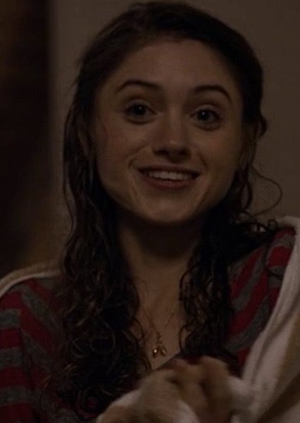 Natalia Dyer photo