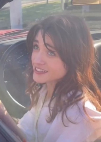 Natalia Dyer photo