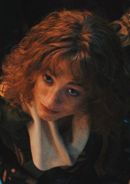 Natalia Dyer photo