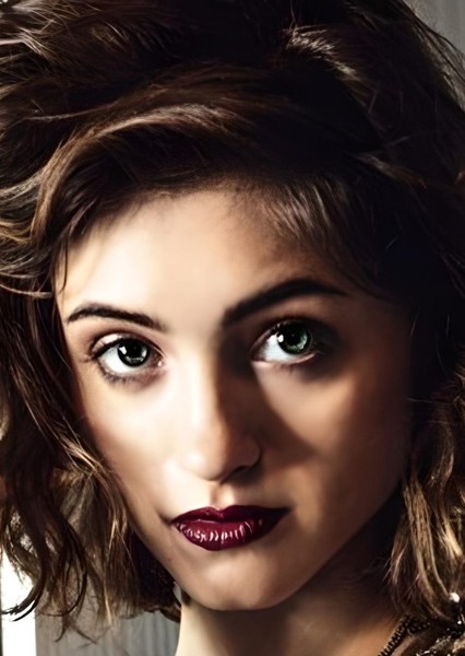 Natalia Dyer photo