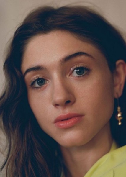 Natalia Dyer photo