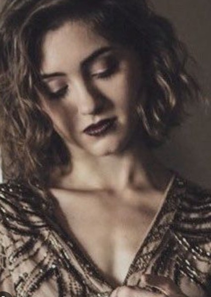 Natalia Dyer photo