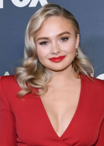 Natalie Alyn Lind photo