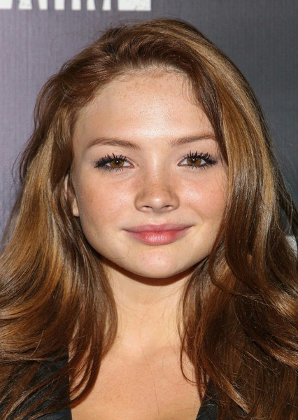 Natalie Alyn Lind photo