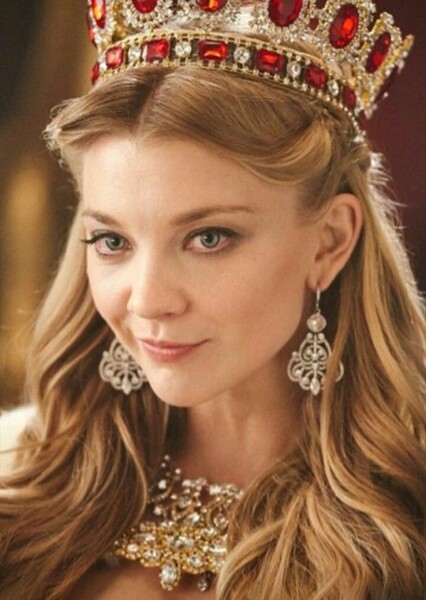 Natalie Dormer photo