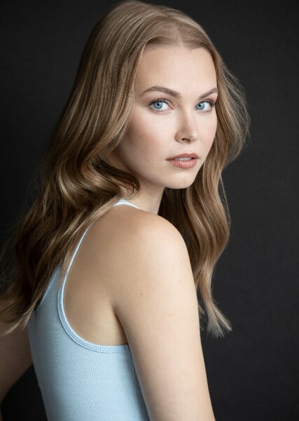 Natalie Jane photo