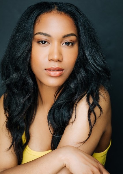Natalie Malaika photo
