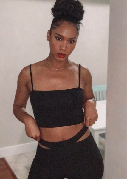 Natalie Malaika photo