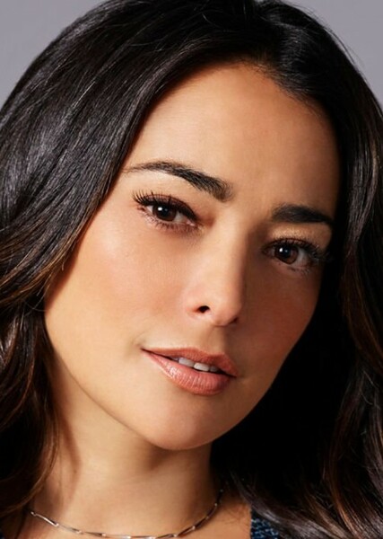Natalie Martinez photo