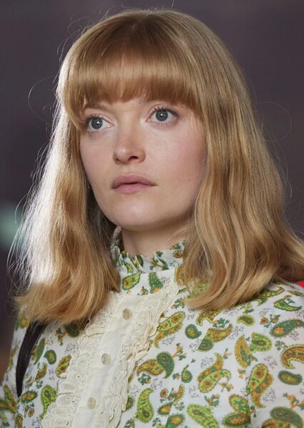 Natalie Quarry photo