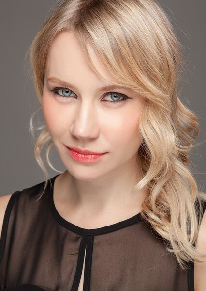 Natallia Bulynia photo