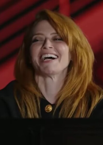 Natasha Lyonne photo