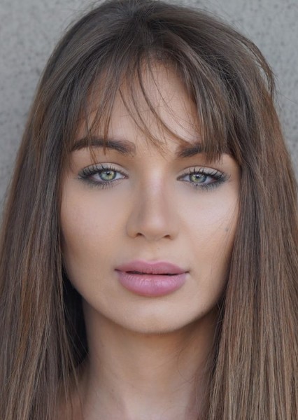 Natassia Halabi photo