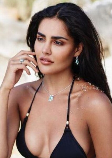 Nathalia Kaur photo