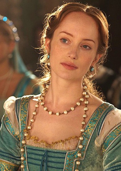 Nathalie Rapti Gomez photo