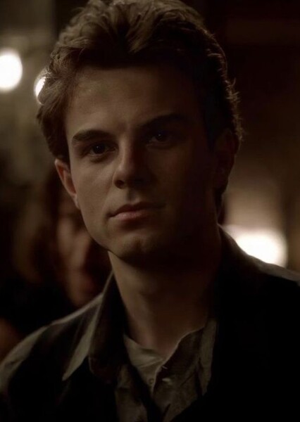 Nathaniel Buzolic