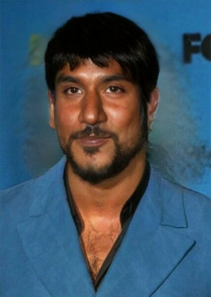 Naveen Andrews photo