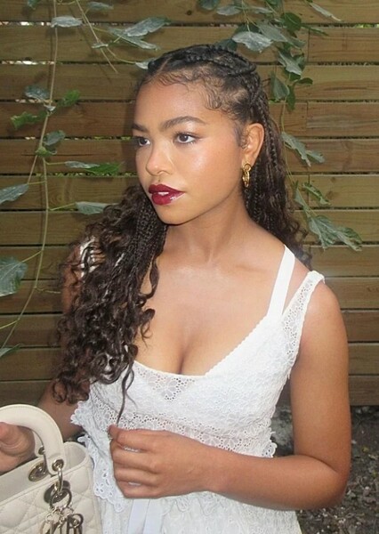 Navia Robinson